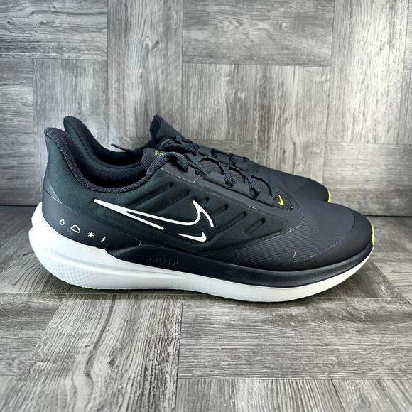 Nike Air Winflo 9 Shield Mens Running Shoes Black Volt DM1106-001 Size 13